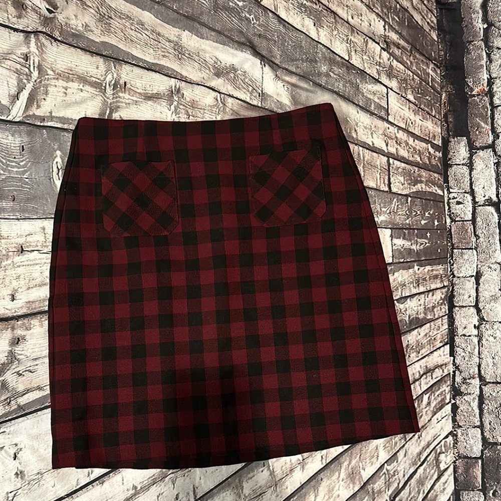 J Jill A-line Skirt in Burgundy and Black Plaid Medium - Picture 5 of 5